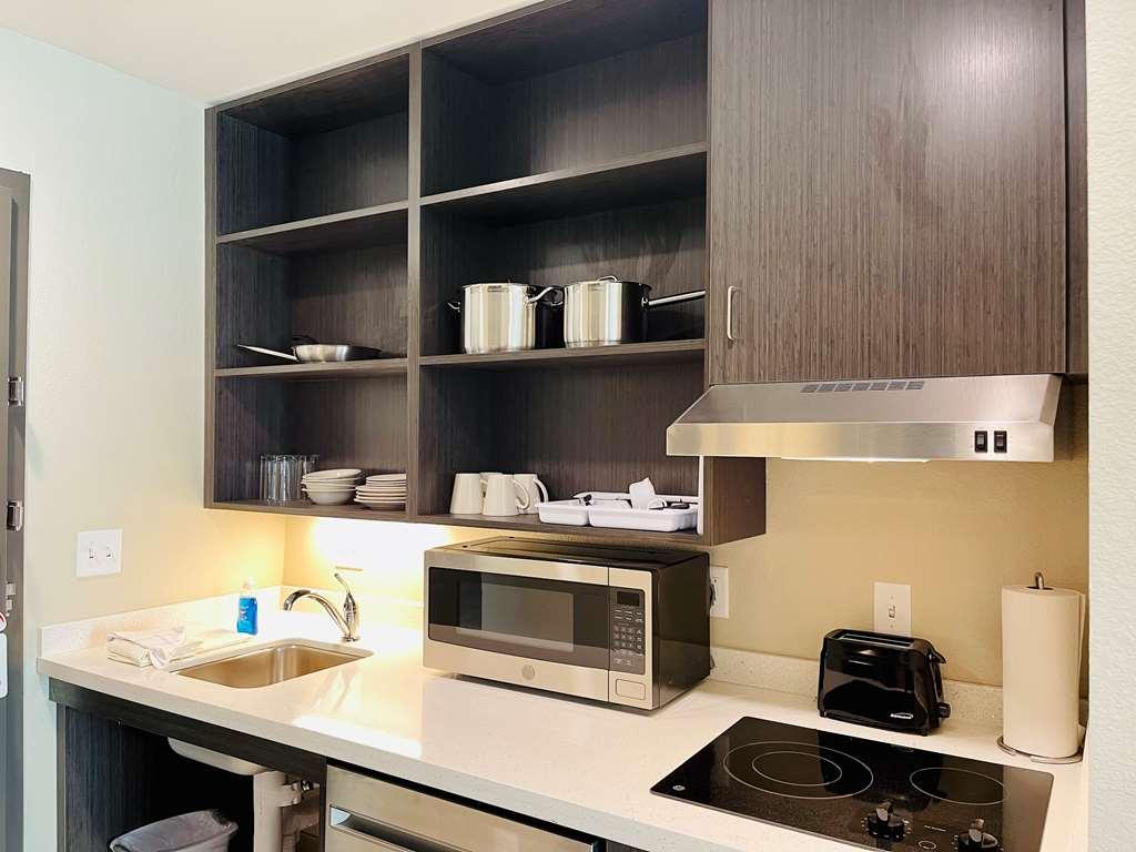 Best Western Plus Executive Residency Jackson Northeast Chambre photo